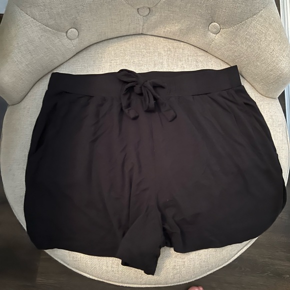 Cozy Earth Stretch-Knit Shorts - Picture 2 of 3